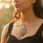 Load image into Gallery viewer, gold plating Floral Pendant for Women | Diamond Cluster Design