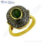 将图像加载到图库查看器中, gold plating ring featuring a central emerald gemstone surrounded by diamond accents.