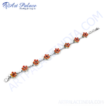 将图像加载到图库查看器中, Sterling silver chain bracelet with flower design and vibrant orange gemstones.