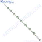 将图像加载到图库查看器中, Sterling silver bracelet featuring moonstone gemstones, a beautiful and elegant piece of jewelry for women.