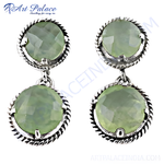 Load image into Gallery viewer, 925 sterling silver drop earrings featuring faceted green gemstones, a beautiful and elegant jewelry piece