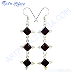 Load image into Gallery viewer, 925 sterling silver drop earrings featuring multiple square-cut garnet gemstones, perfect for any occasion.