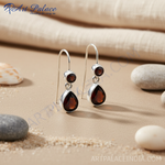 Load image into Gallery viewer, Pendientes de lágrima de granate en plata 925 para mujer | Joyería con piedras preciosas