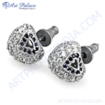 将图像加载到图库查看器中, Silver stud earrings featuring a triangular design with blue gemstones, perfect for daily wear.