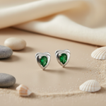 将图像加载到图库查看器中, Silver Heart-Shaped Emerald Stud Earrings for Women