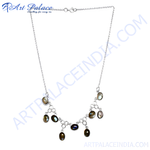 Load image into Gallery viewer, 925 sterling silver labradorite necklace with oval-shaped gemstones, featuring iridescent colors
