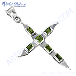 将图像加载到图库查看器中, 925 sterling silver cross pendant with emerald green peridot gemstones, perfect for women.