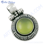 Load image into Gallery viewer, 925 Sterling Silver round pendant with a vibrant green gemstone center