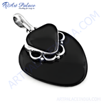 Load image into Gallery viewer, 925 sterling silver pendant with a large black onyx gemstone, perfect for daily wear.