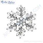 将图像加载到图库查看器中, Silver snowflake pendant with sparkling crystals on a white background, perfect for a winter theme
