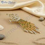 Load image into Gallery viewer, Broche de oro con esmeralda y diamantes | Joyería de lujo para mujer