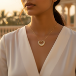 Load image into Gallery viewer, Colgante de corazón de oro con diamantes | Para mujer | Regalo