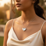 Load image into Gallery viewer, Colgante de perla en forma de corazón de plata para mujer | Collar de uso diario