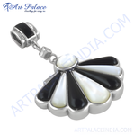 将图像加载到图库查看器中, Sterling silver fan pendant charm with black onyx and white mother of pearl gemstones.