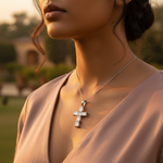 Load image into Gallery viewer, Colgante de cruz de plata con circonita cúbica para mujer | Uso diario