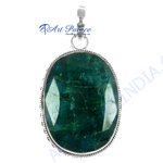 Load image into Gallery viewer, 925 sterling silver oval green stone pendant. Features a vibrant, deep green color. Beautiful gemstone pendant.