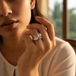 Load image into Gallery viewer, Anillo de plata con diamantes ovalados y redondos para mujer | Joyería de compromiso