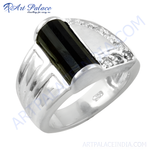 Load image into Gallery viewer, 925 sterling silver signet ring featuring a rectangular black onyx gemstone for men.