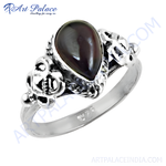 Load image into Gallery viewer, 925 sterling silver ring with pear-shaped black gemstone for women.