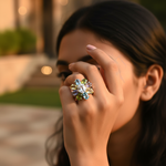 Load image into Gallery viewer, Anillo de plata con flor y múltiples piedras preciosas para mujer