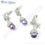 将图像加载到图库查看器中, Silver drop earrings with floral detailing and a purple amethyst gemstone, perfect for women.
