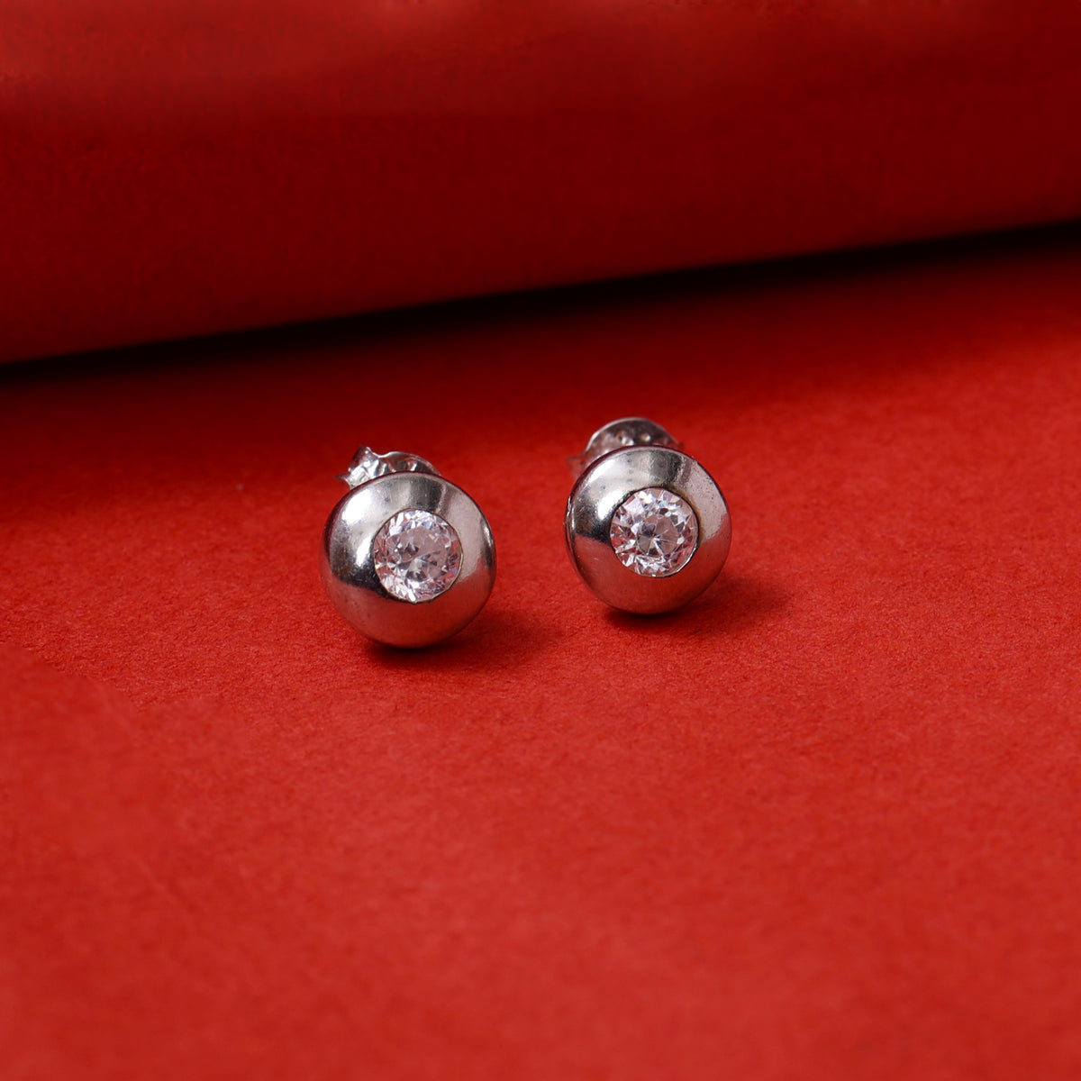 Silver stud earrings with diamond | women's daily wear