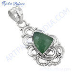 Load image into Gallery viewer, 925 sterling silver pendant with green gemstone, a beautiful fashion jewelry for women.