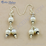 Load image into Gallery viewer, 925 sterling silver dangle earrings featuring luminous white pearls, perfect for women&#39;s jewelry.

