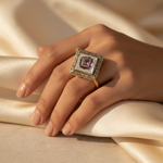 Load image into Gallery viewer, Anillo de oro con piedras similares a diamantes | Anillo cuadrado con piedras preciosas
