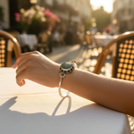 Load image into Gallery viewer, Pulsera de plata 925 con piedra verde para mujer | Uso diario
