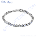 将图像加载到图库查看器中， Silver tennis bracelet with white gemstones, elegant and sparkling design for women, perfect for gifting
