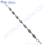 将图像加载到图库查看器中， 925 sterling silver chain bracelet with round light green gemstones, perfect for women&#39;s fashion jewelry.
