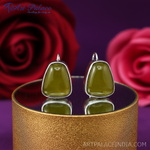 Load image into Gallery viewer, Pendientes colgantes de plata con piedra verde oliva para mujer | Joyería de regalo
