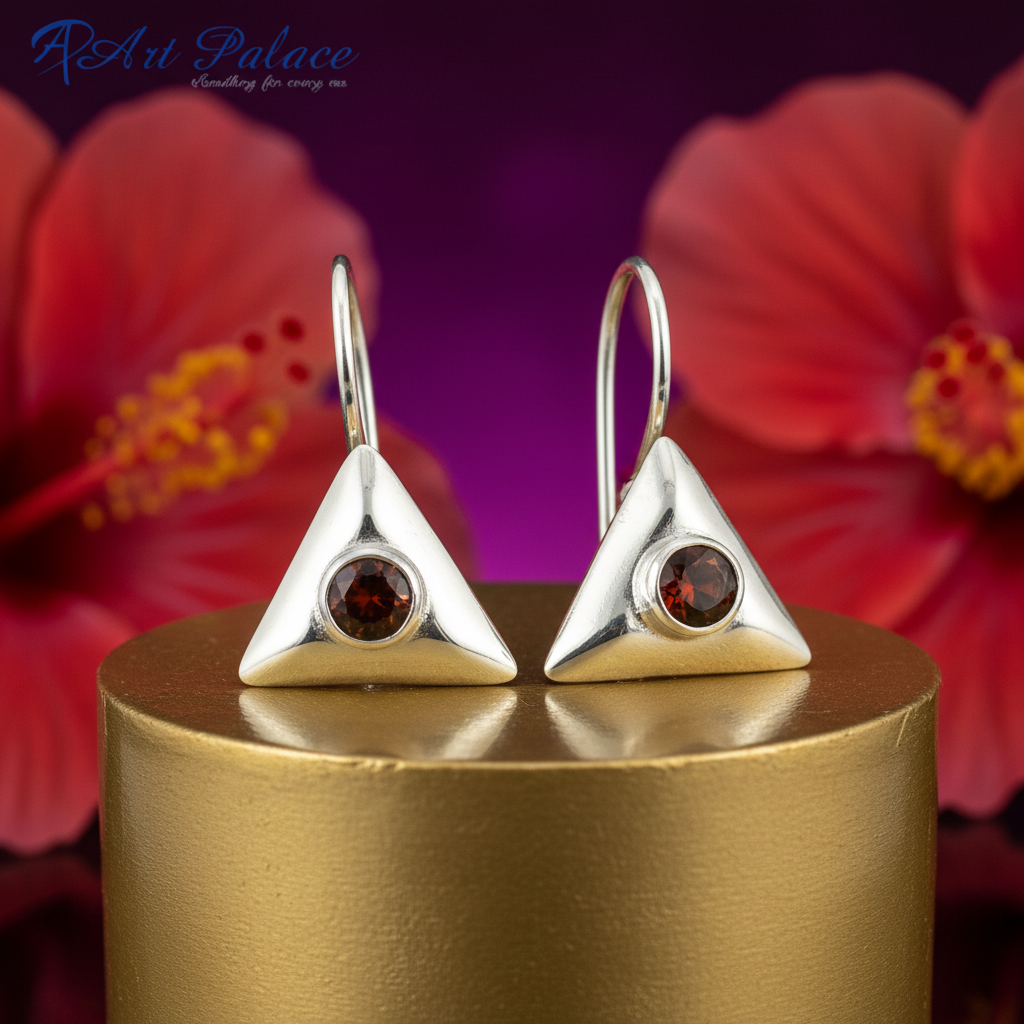 Pendientes triangulares de granate en plata 925 para mujer | Uso diario