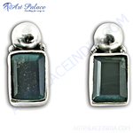 将图像加载到图库查看器中， 925 sterling silver stud earrings with dark green emerald cut gemstones
