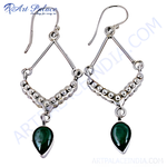 Load image into Gallery viewer, 925 sterling silver drop earrings with teardrop-shaped malachite gemstones, featuring a unique diamond-shaped frame.
