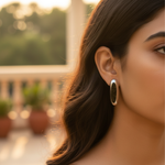 Load image into Gallery viewer, Pendientes ovalados de plata con incrustaciones de piedra | Regalo de joyería para mujer
