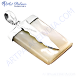 Load image into Gallery viewer, Sterling silver rectangular mother of pearl pendant, ideal women&#39;s jewelry gift, elegant and beautiful
