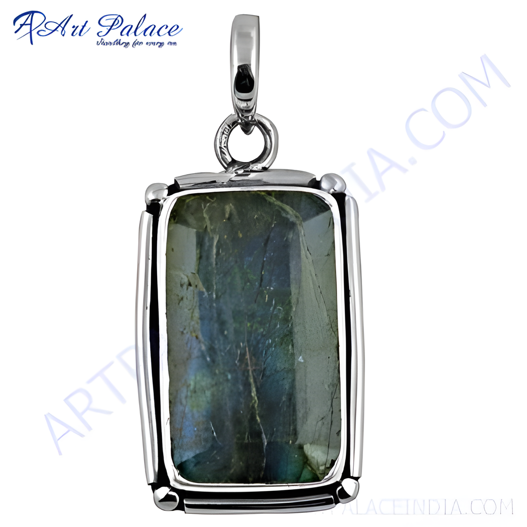 925 sterling silver labradorite pendant. Rectangular natural stone pendant with a silver setting.