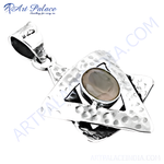 Load image into Gallery viewer, 925 sterling silver pendant with a gemstone center, perfect for everyday wear and gifting.
