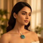 Load image into Gallery viewer, Colgante de turquesa en plata 925 | Colgante cuadrado con piedra preciosa para mujer
