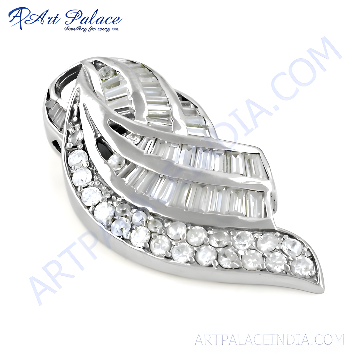 Silver pendant with baguette and round cut diamonds, a leaf like design