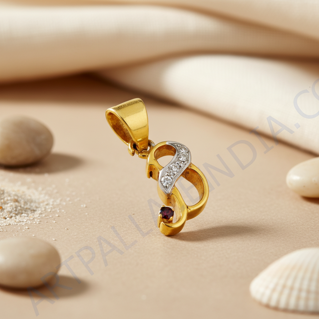 Colgante de oro con diamante y letra 