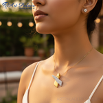 Load image into Gallery viewer, Collar con colgante de oro y diamantes para mujer | Joyería de lujo
