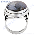 Load image into Gallery viewer, 925 sterling silver statement ring with a large, patterned gemstone. Grey and white stone.
