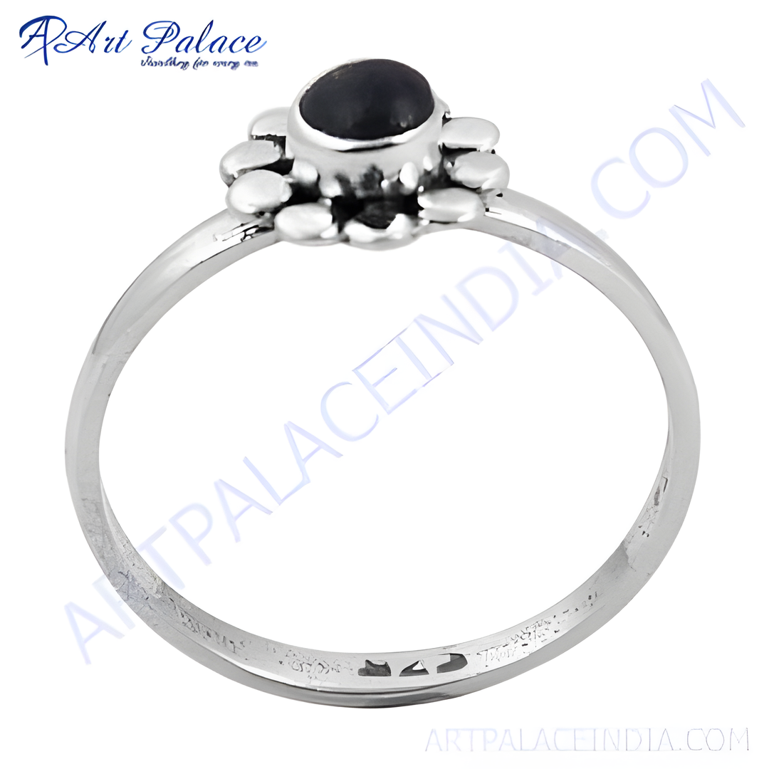 925 sterling silver flower ring with a black onyx gemstone center, ideal for women.