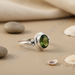 Load image into Gallery viewer, Anillo de peridoto en plata 925 para mujer | Joyería con piedras preciosas
