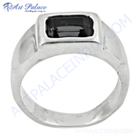 Load image into Gallery viewer, 925 sterling silver men's signet ring with a black onyx rectangular gemstone center
