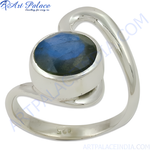 Load image into Gallery viewer, Sterling silver ring with a round, blue labradorite gemstone. Modern design for women.
