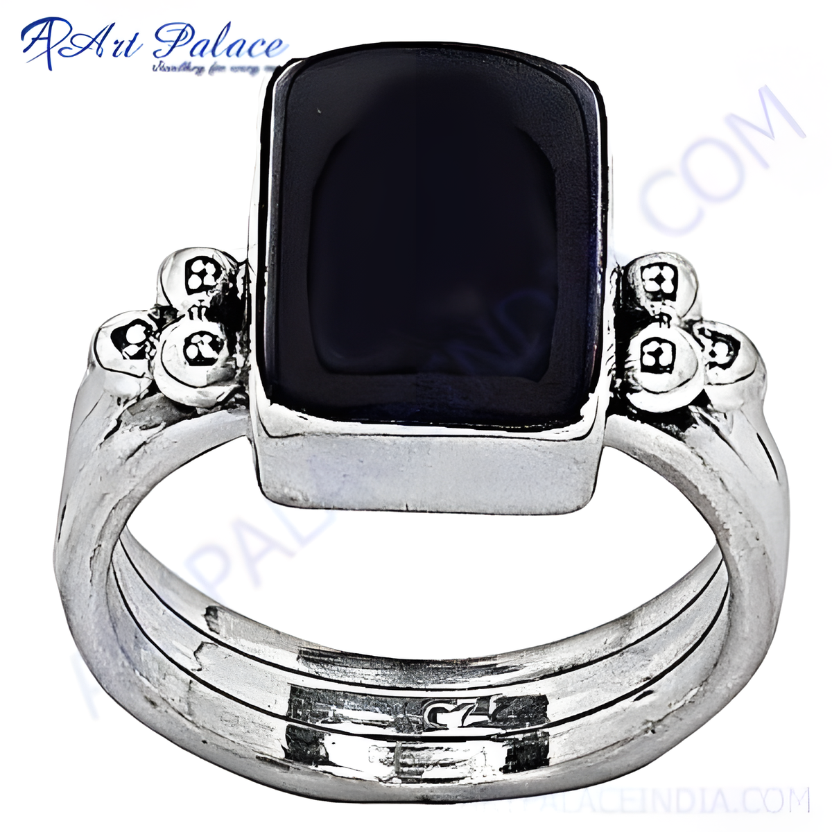 Sterling silver ring with a large rectangular black onyx gemstone